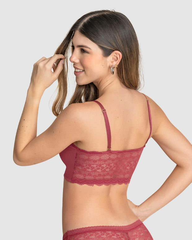 Bralette con detalles de encaje en escote y espalda#color_484-rojo-medio